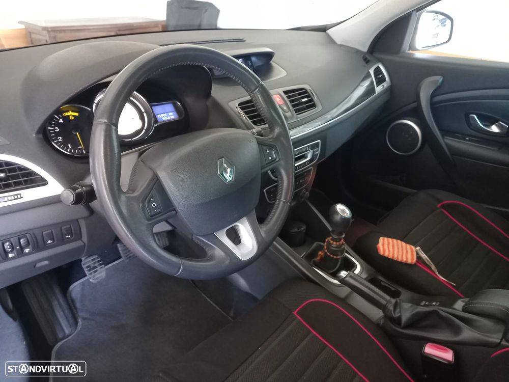 Renault Mégane 1.5 dCi Dynamique S - 6