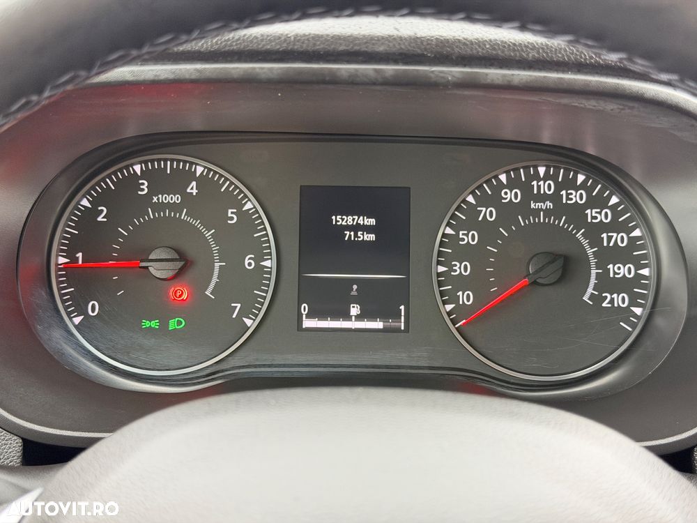 Dacia Duster TCe 100 Essential - 29