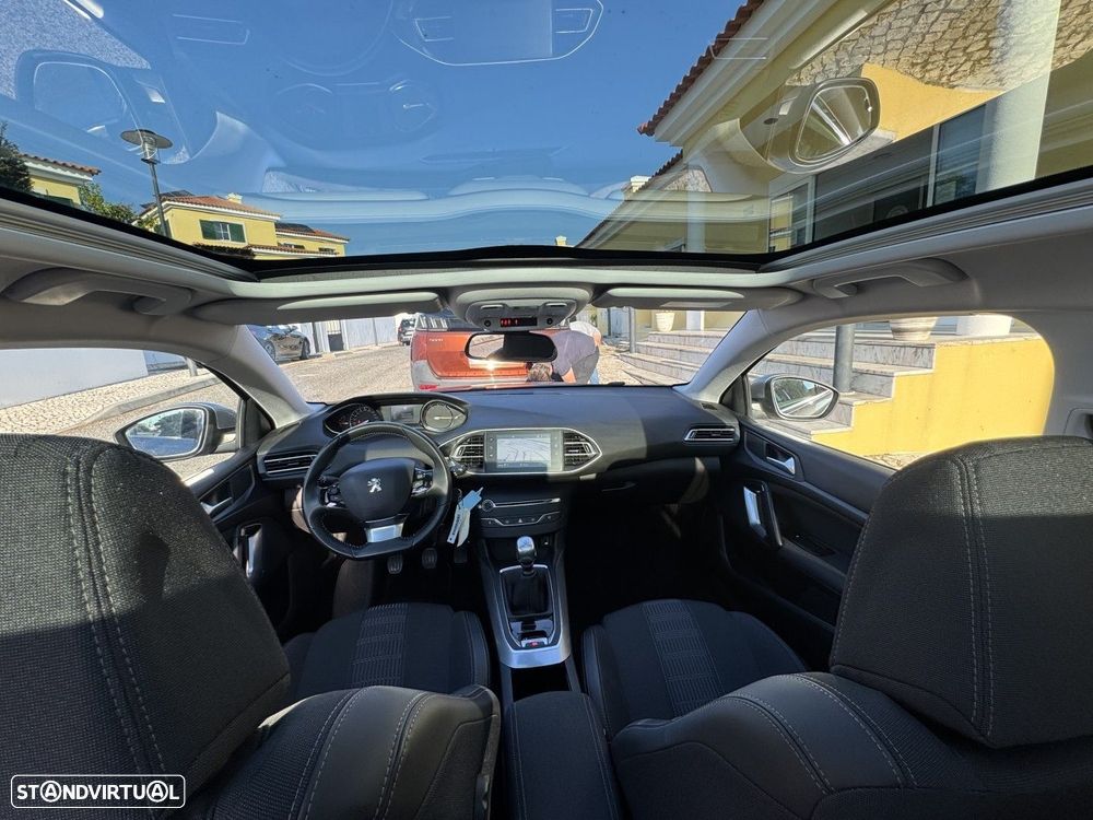 Peugeot 308 1.2 PureTech Allure J18 - 27