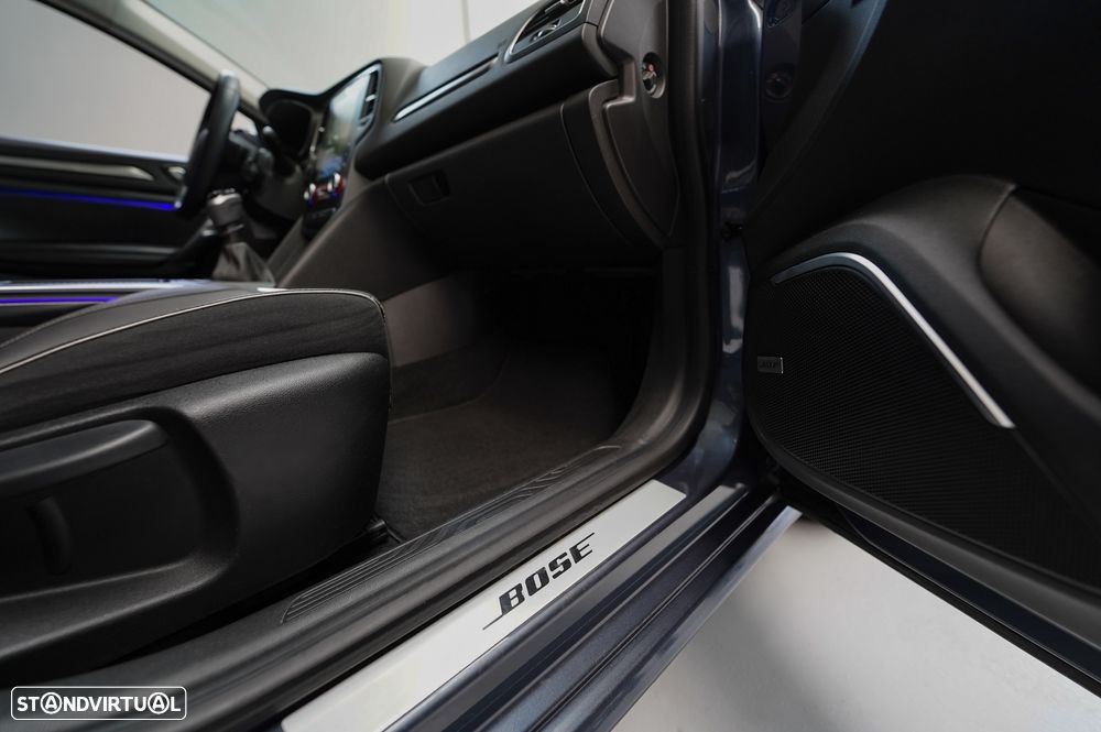 Renault Mégane 1.5 dCi Bose Edition - 6