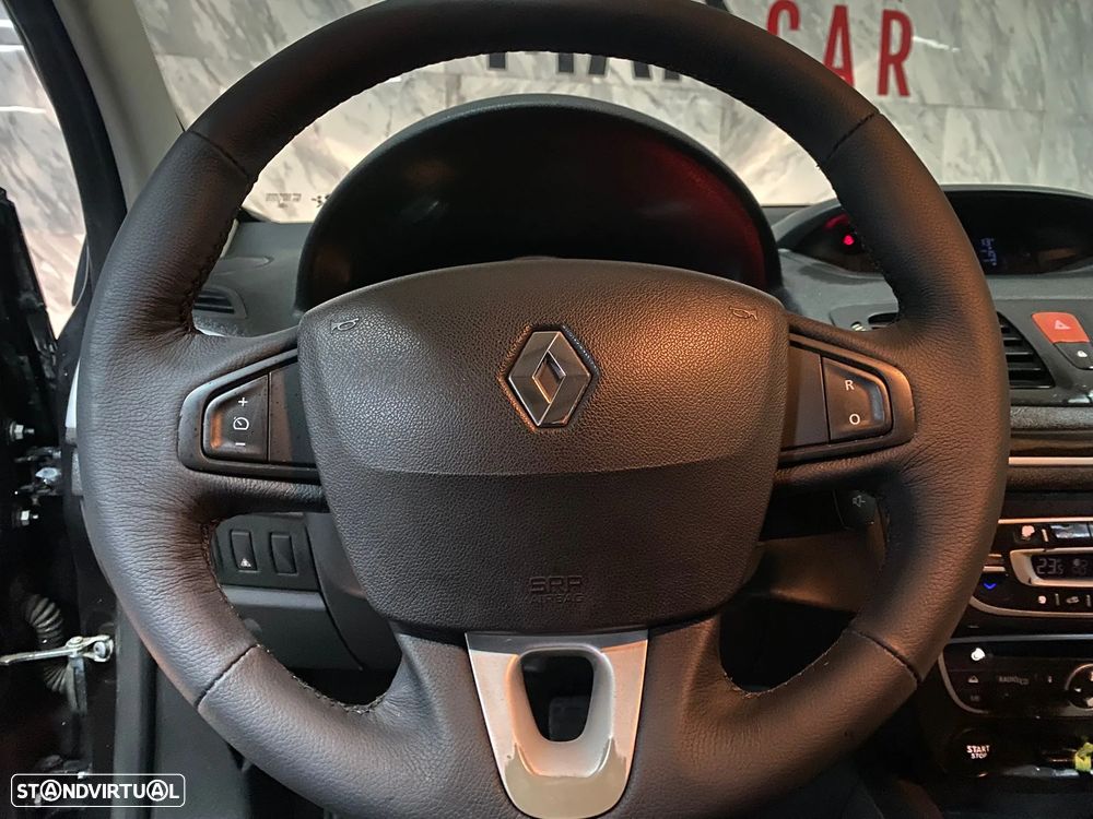 Renault Mégane 1.5 dCi Dynamique S - 16