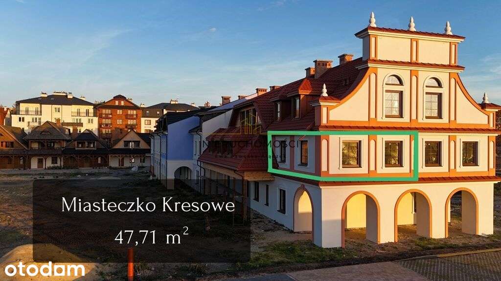 Kawalerka z widokiem na rynek Miasteczka Kresowego