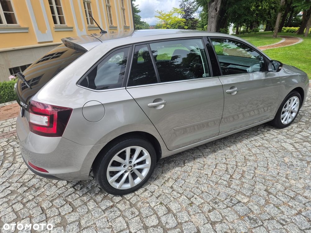 Skoda RAPID Spb 1.0 TSI Style - 2