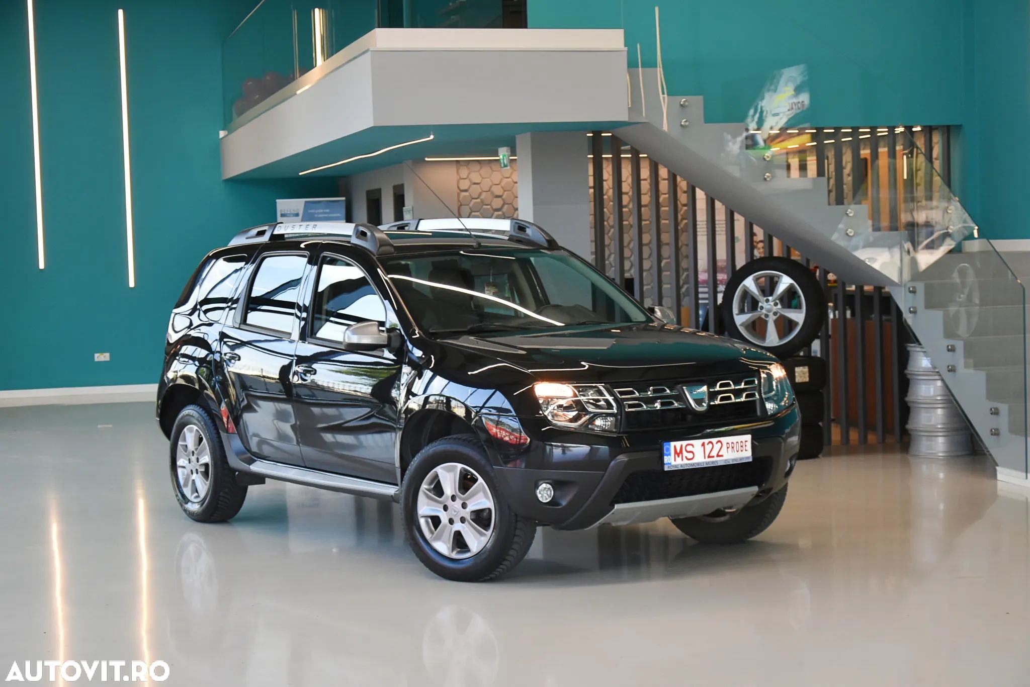 Dacia Duster 1.6 4x2 Laureate - 1