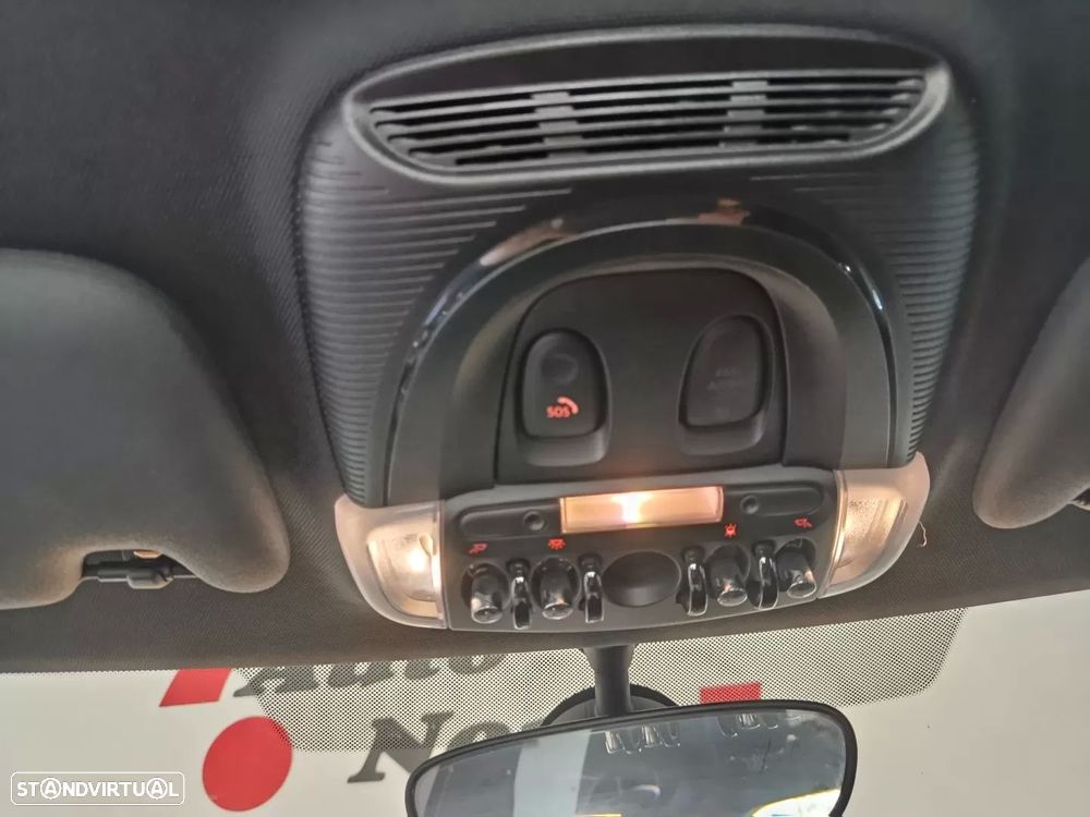 MINI 5 Portas Cooper D - 36