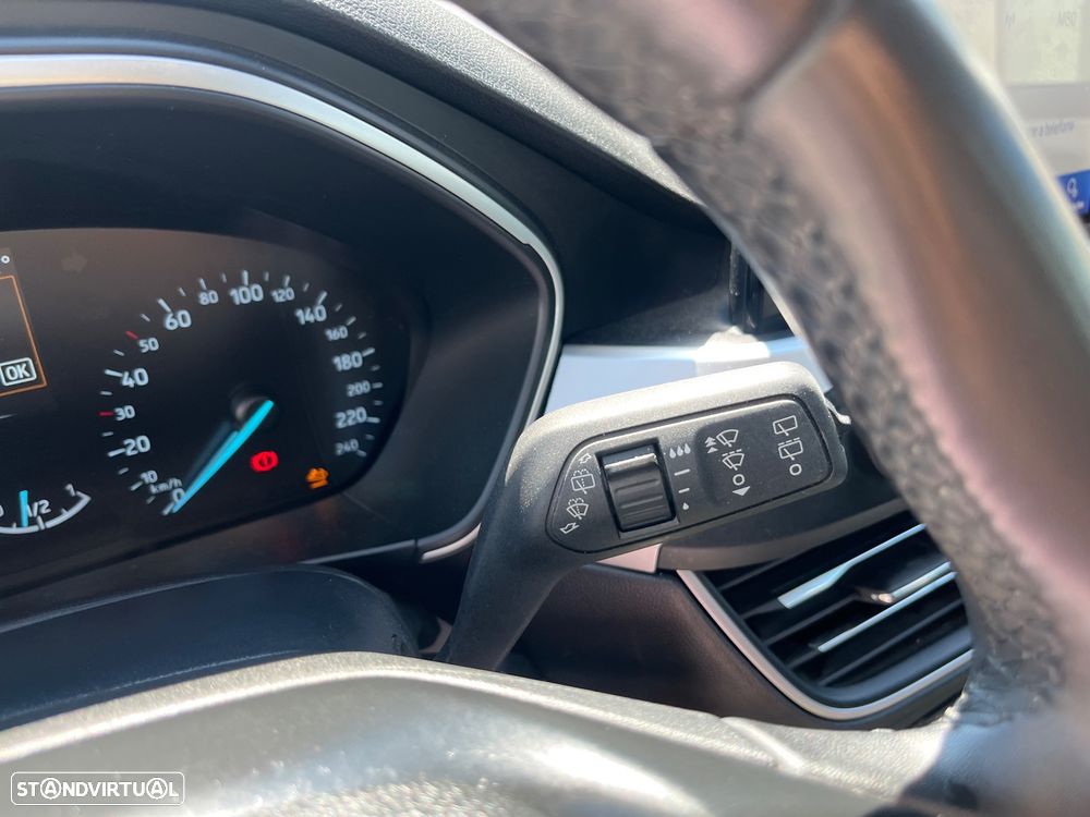 Ford Focus SW 1.5 TDCi EcoBlue Connected - 30