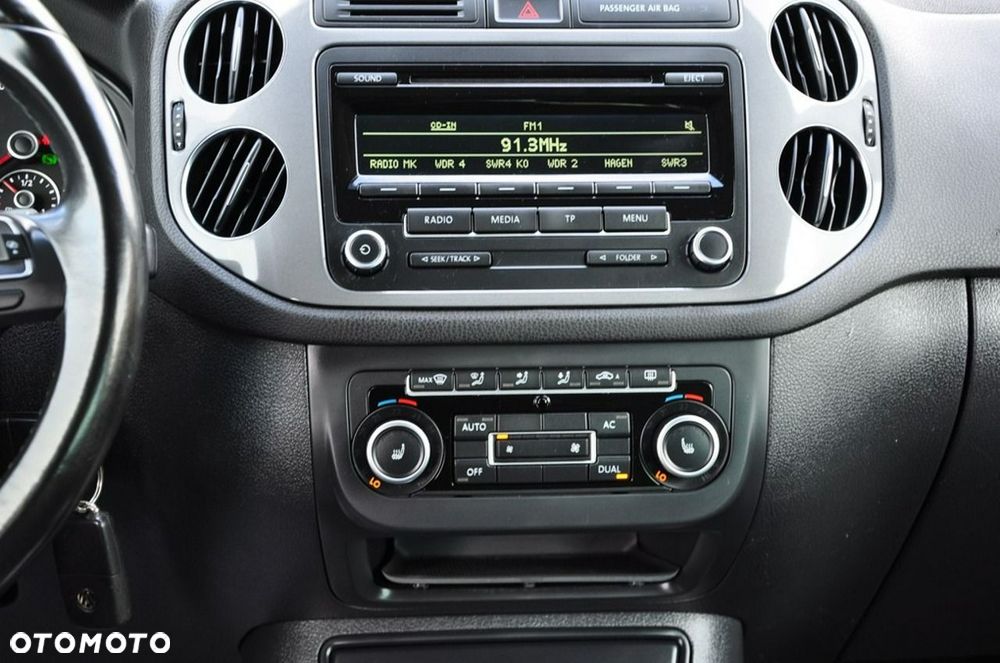 Volkswagen Tiguan - 32