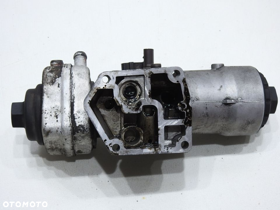 OBUDOWA FILTRA OLEJU VW TOURAN 1.9 TDI - 6