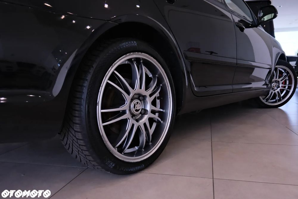 Skoda Octavia 2.0 TFSI RS DSG - 17