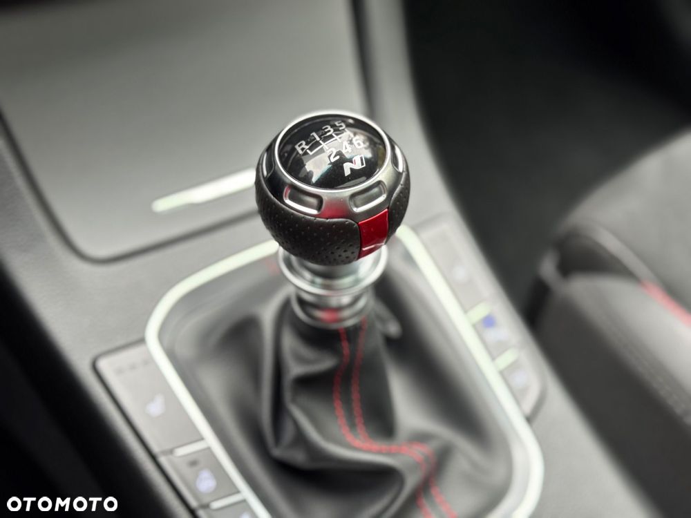 Hyundai i30 1.5 T-GDI 48V-Hybrid N-Line - 35