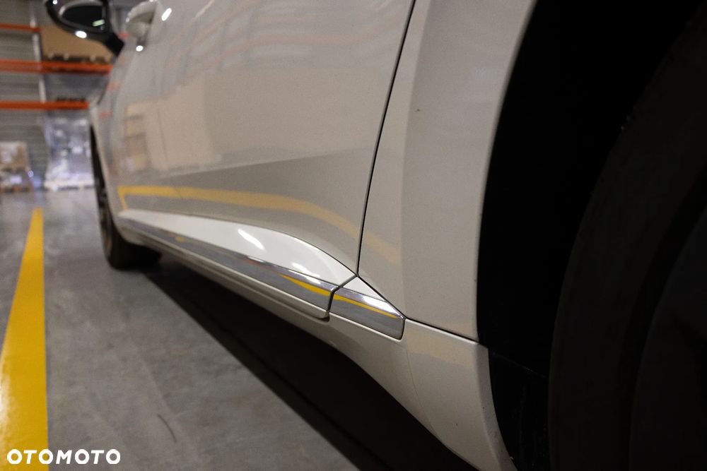 Volkswagen Arteon 2.0 TSI 4Motion R-Line DSG - 5