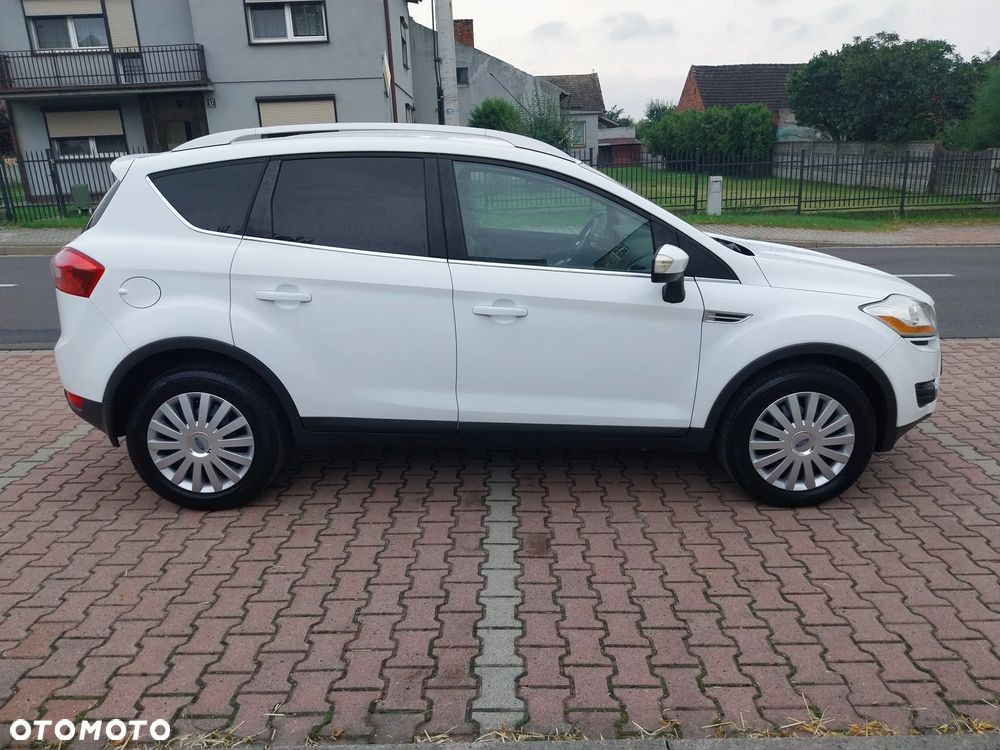 Ford Kuga - 8
