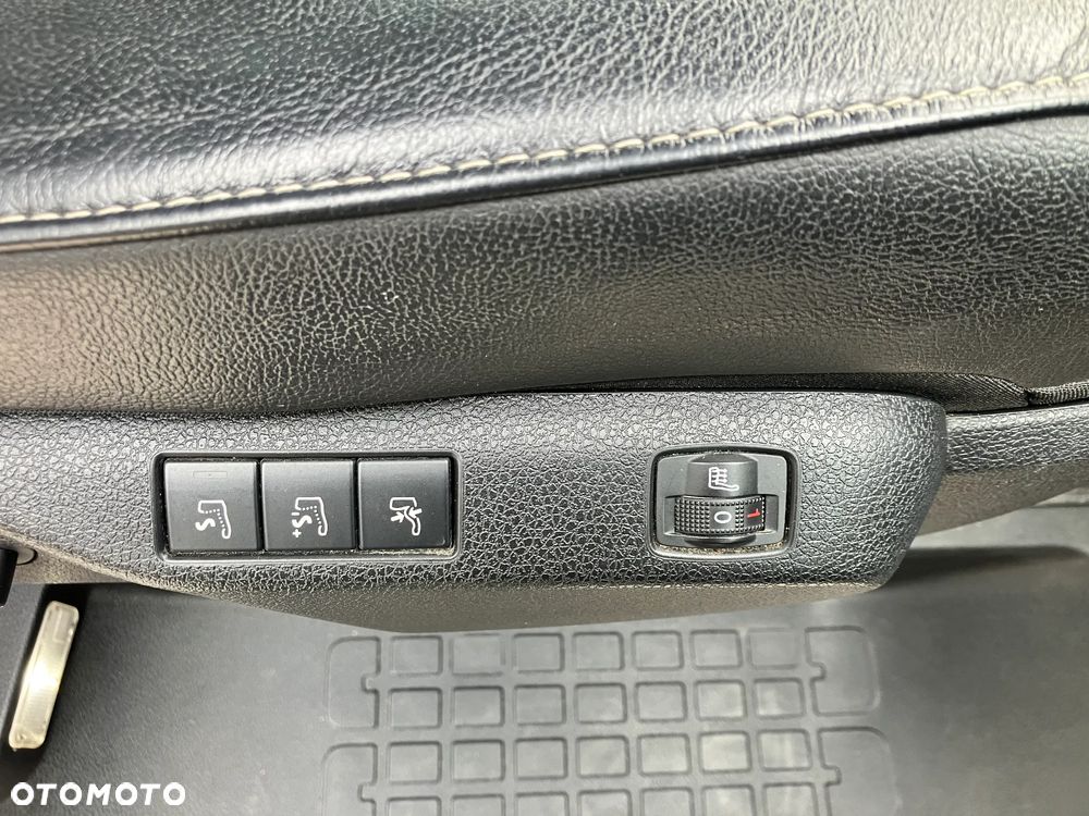 Toyota Proace Verso - 25