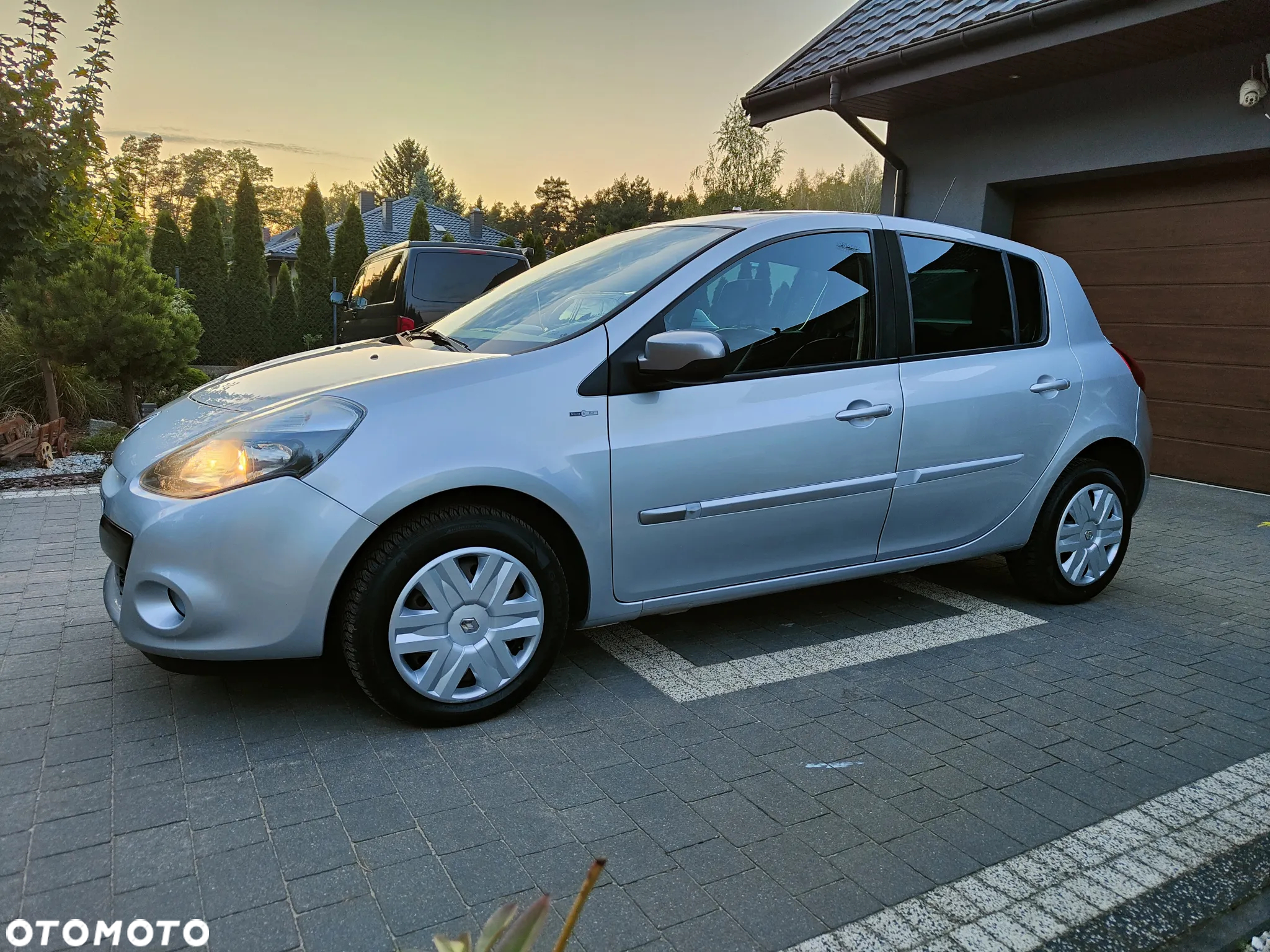 Renault Clio 1.6 16V Night&Day - 28