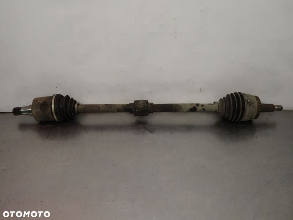 PÓŁOŚ PRAWA HYUNDAI TUCSON I - 1