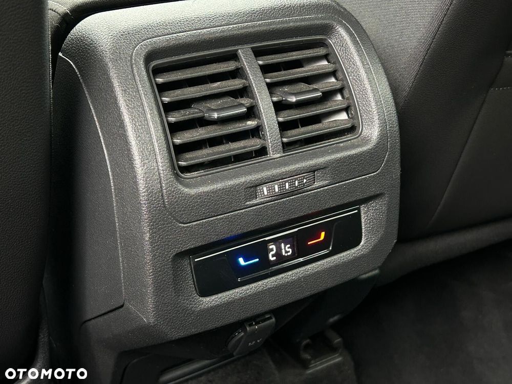 Volkswagen Touran 1.5 TSI EVO Comfortline DSG - 35