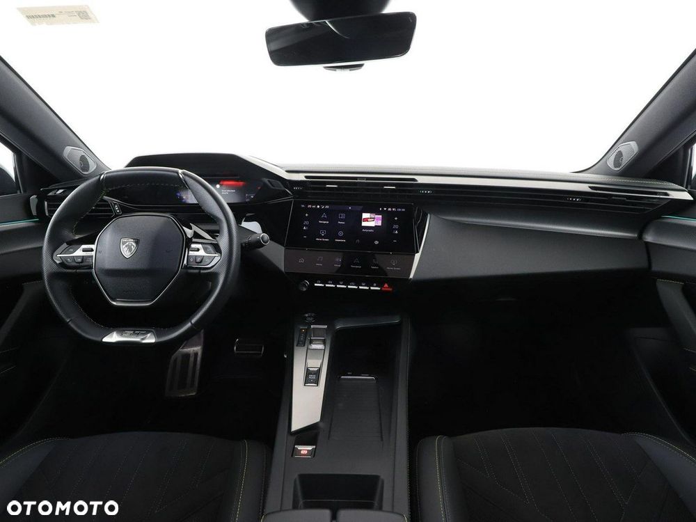 Peugeot 408 1.6 Plug-In Hybrid 225 GT EAT8 - 16