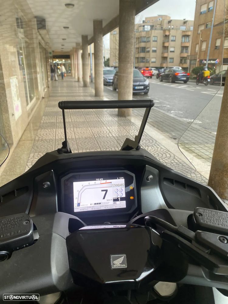 Honda Forza - 24