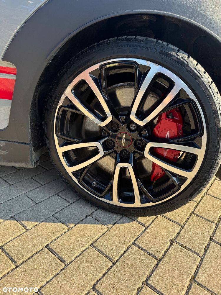 MINI John Cooper Works ALL4 sport - 4