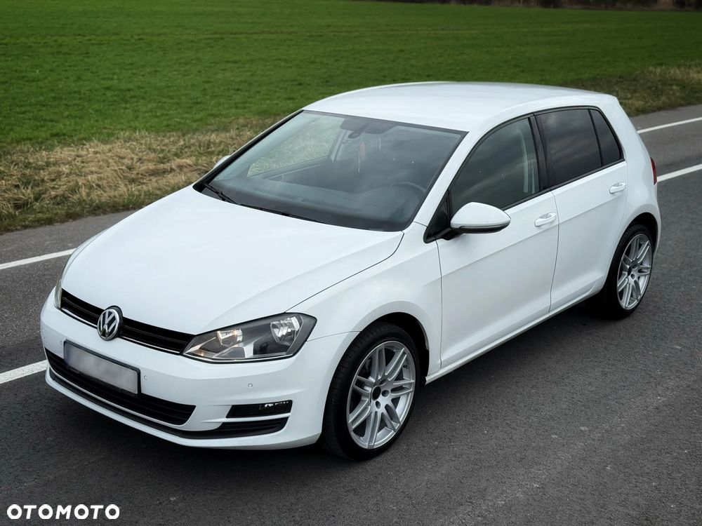 Volkswagen Golf 1.6 TDI BlueMotion Technology Comfortline - 2