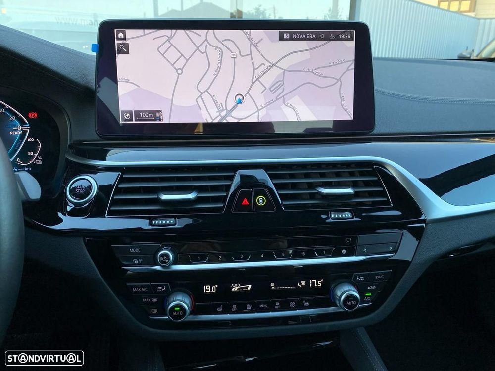 BMW 530 e Line Luxury - 17
