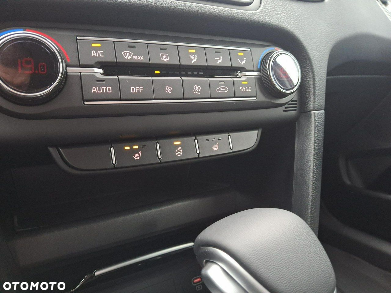 Kia Ceed 1.5 T-GDI Tribute DCT - 21