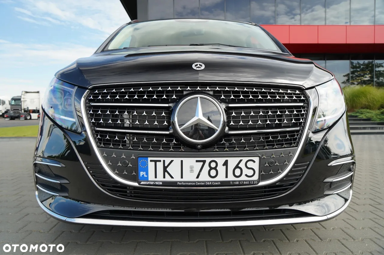 Mercedes-Benz Klasa V - 8