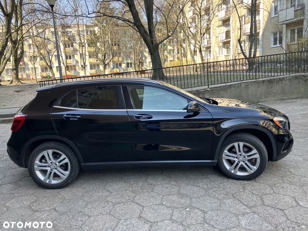 Mercedes-Benz Gla 2016 photo 2