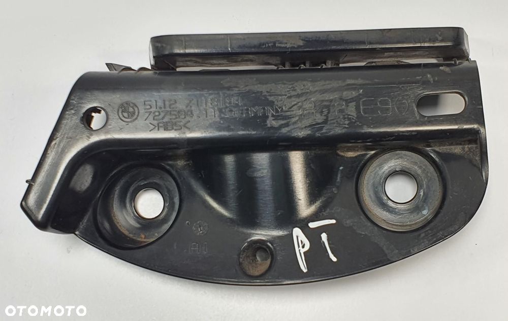 ŚLIZG ZDERZAKA LAMPY PRAWY TYŁ BMW E90 7118194 - 1