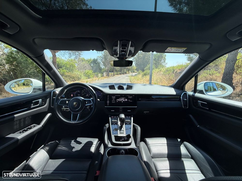 Porsche Cayenne E-Hybrid Tiptronic S - 26