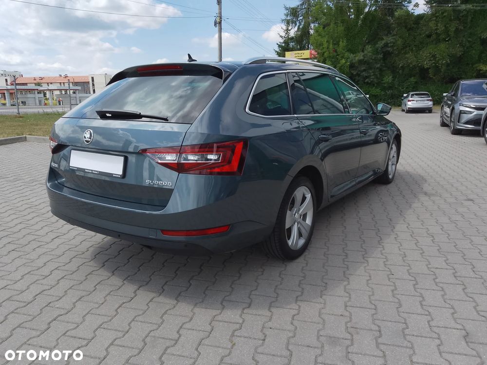 Skoda Superb 1.5 TSI Ambition - 6