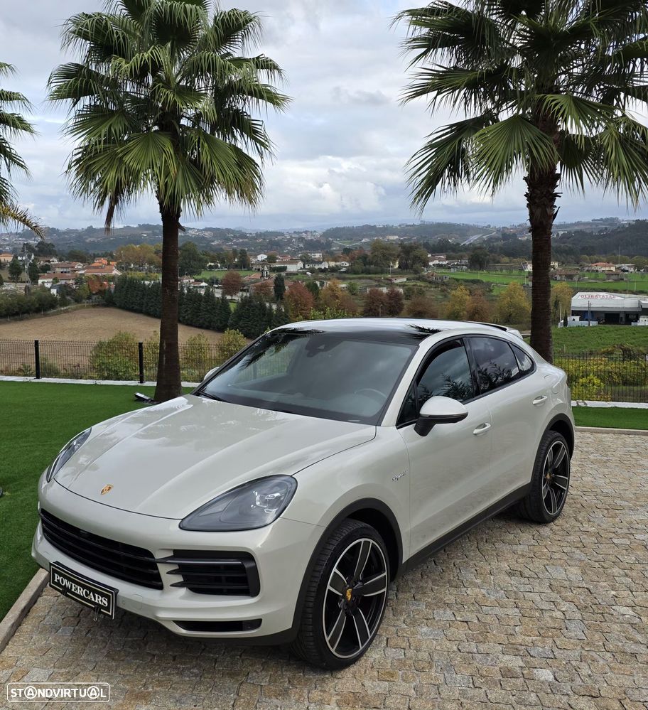 Porsche Cayenne Coupé E-Hybrid - 3
