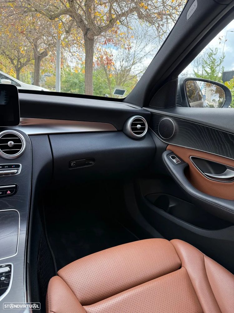 Mercedes-Benz C 300 de AMG Line - 13