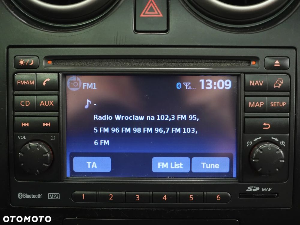 Nissan Qashqai 2.0 4x4 Tekna - 33