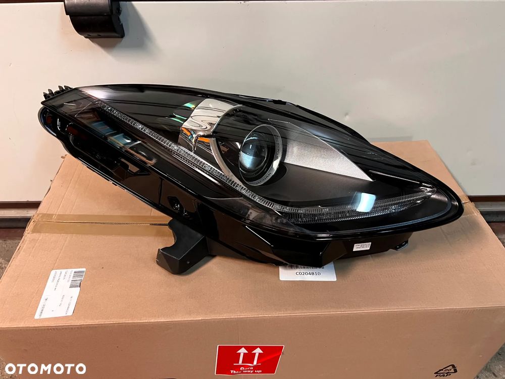 JAGUAR F-TYPE X152 2013-2016 LAMPA PRAWY PRZÓD PRAWA PRZEDNIA BI-XENON SKRĘTNY EX53-13W029-EE EX53-13W029 T2R18035 - 1