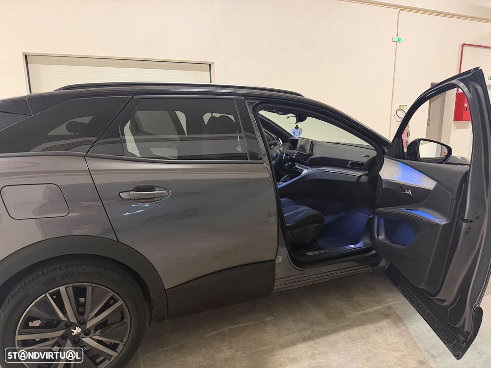 Peugeot 3008 1.6 Hybrid Active Pack e-EAT8 - 2