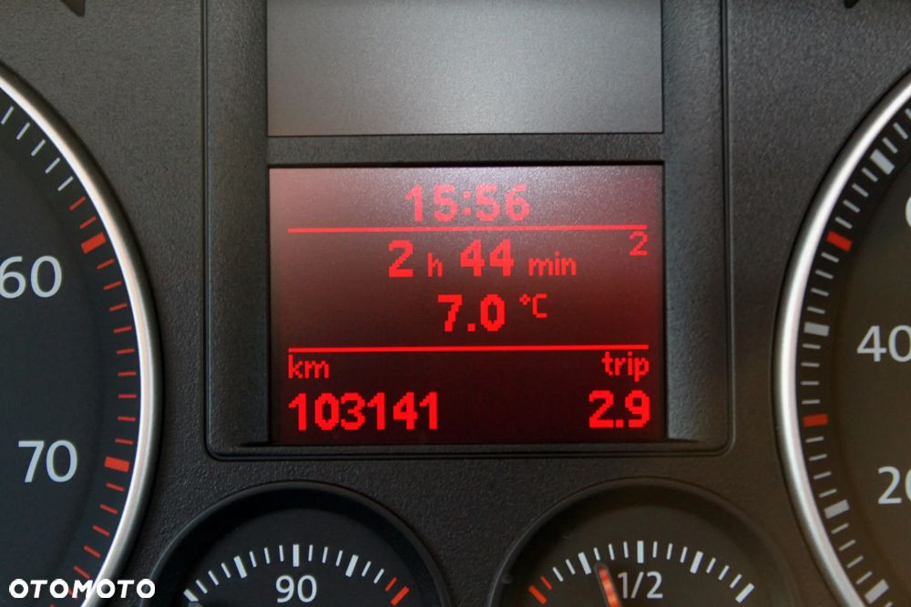 Volkswagen Golf - 18