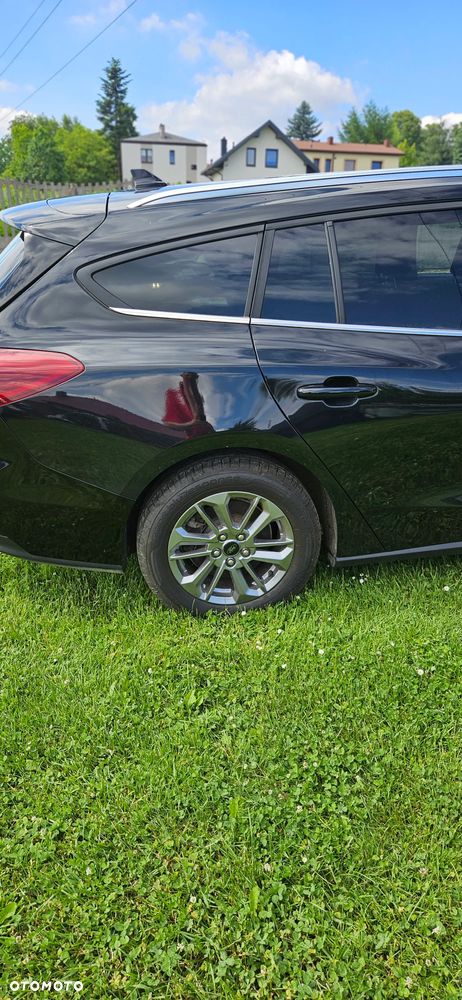 Ford Focus 1.5 EcoBlue Titanium - 5