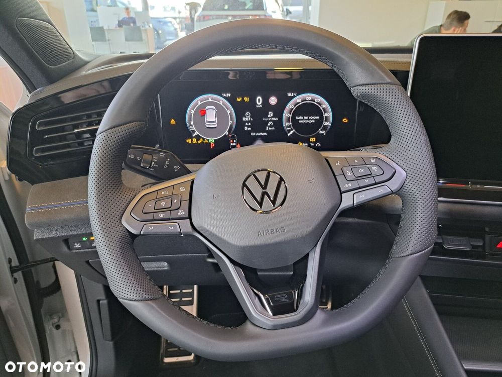 Volkswagen Tiguan - 17