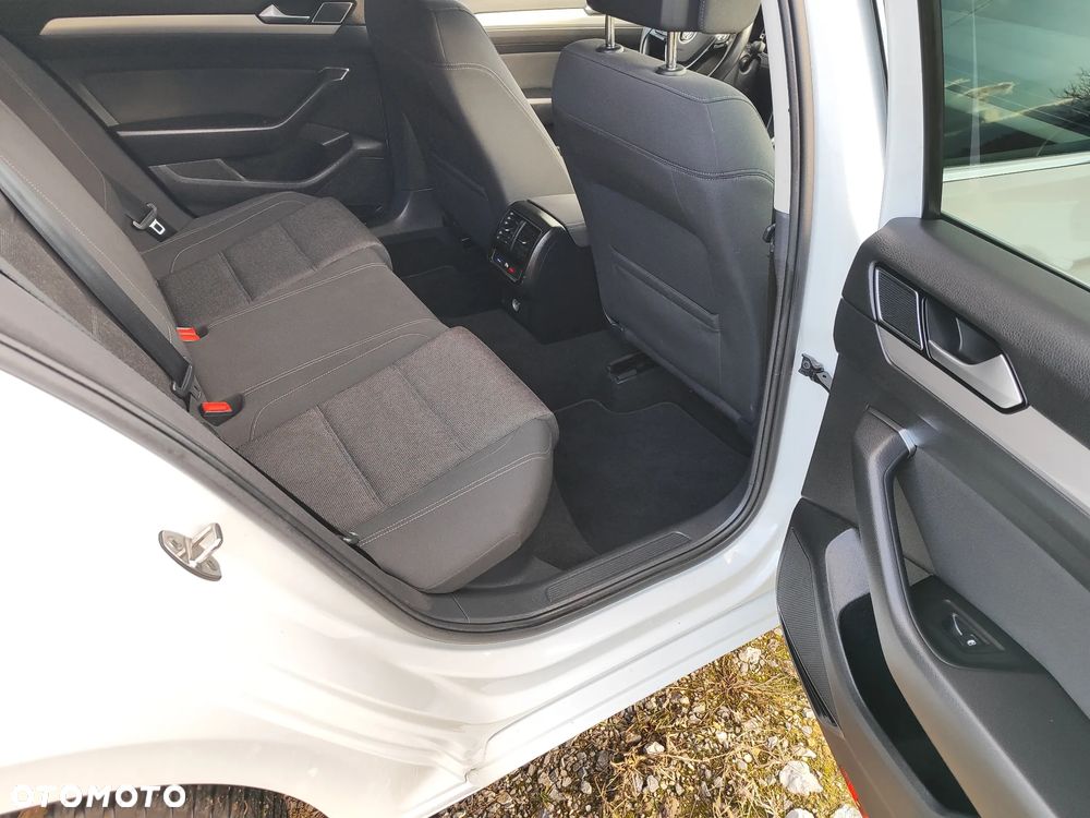 Volkswagen Passat 2.0 TDI BMT Comfortline DSG7 - 21