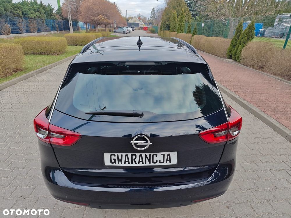 Opel Insignia - 11