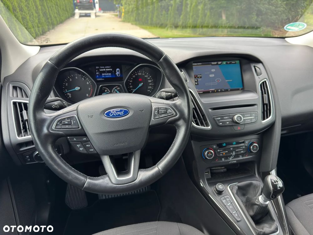 Ford Focus 1.0 EcoBoost Titanium - 18