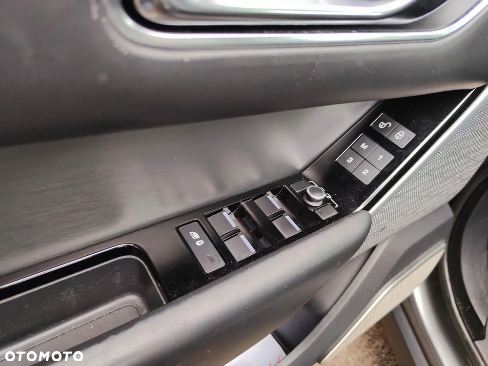 Land Rover Range Rover Velar - 11