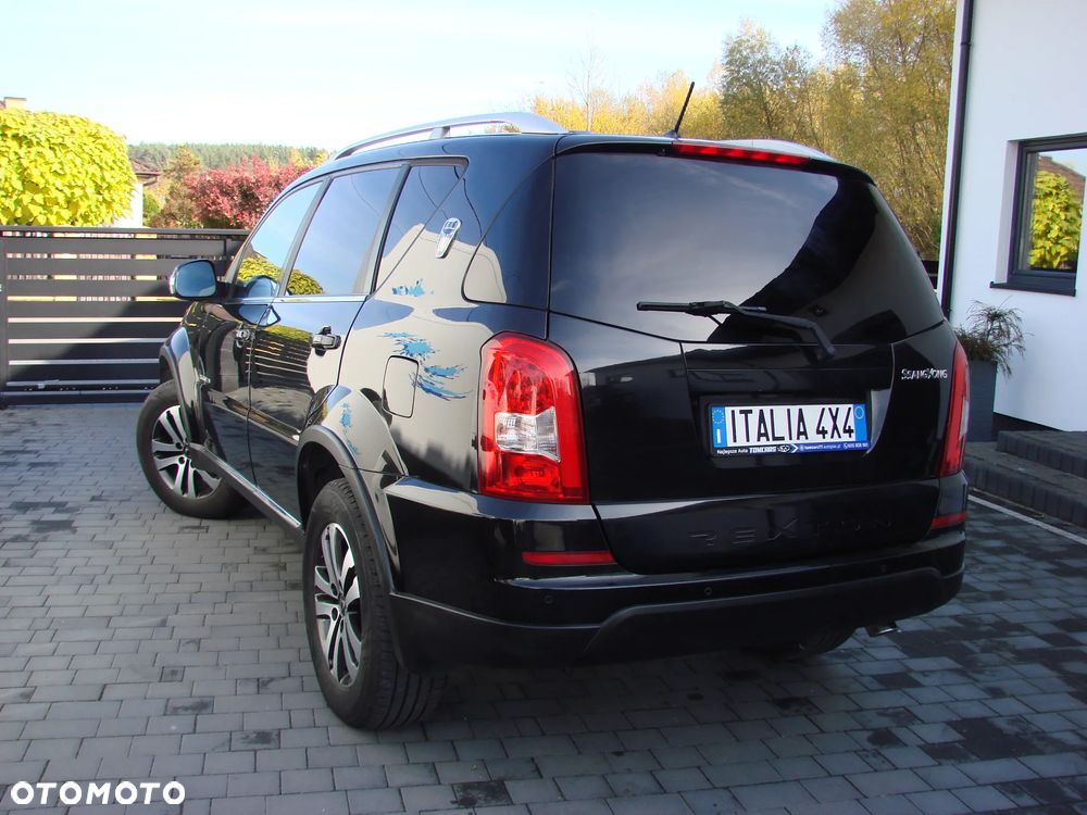SsangYong/KGM Rexton - 11