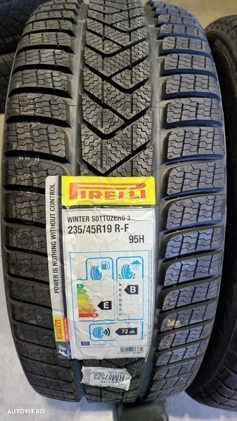 235/45/19 Pirelli 4piese Runflat - 3