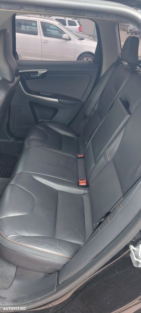 Volvo XC 60 - 11