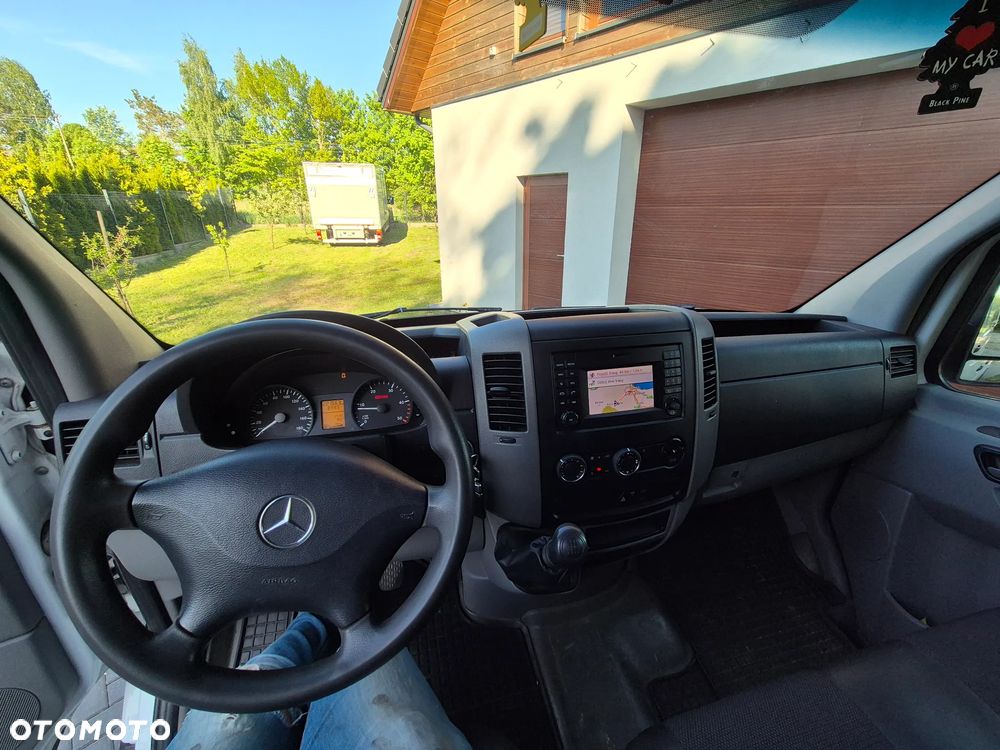 Mercedes-Benz Sprinter - 15