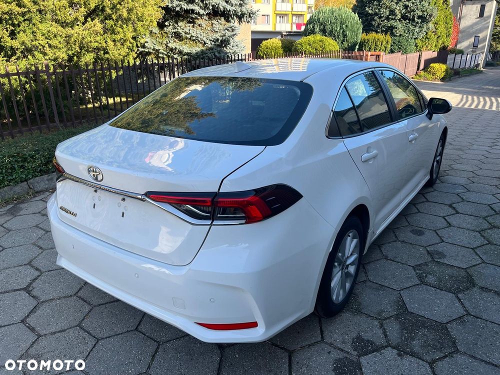 Toyota Corolla - 5