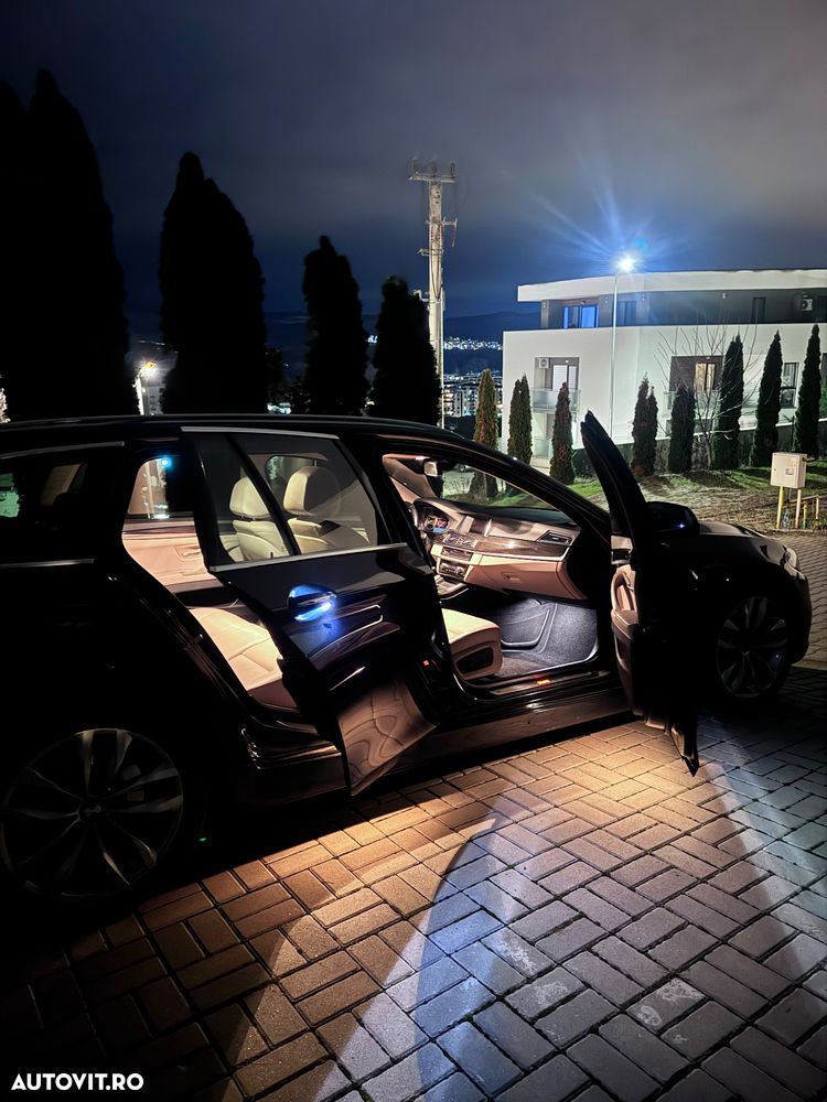 BMW Seria 5 520d Luxury Line - 9