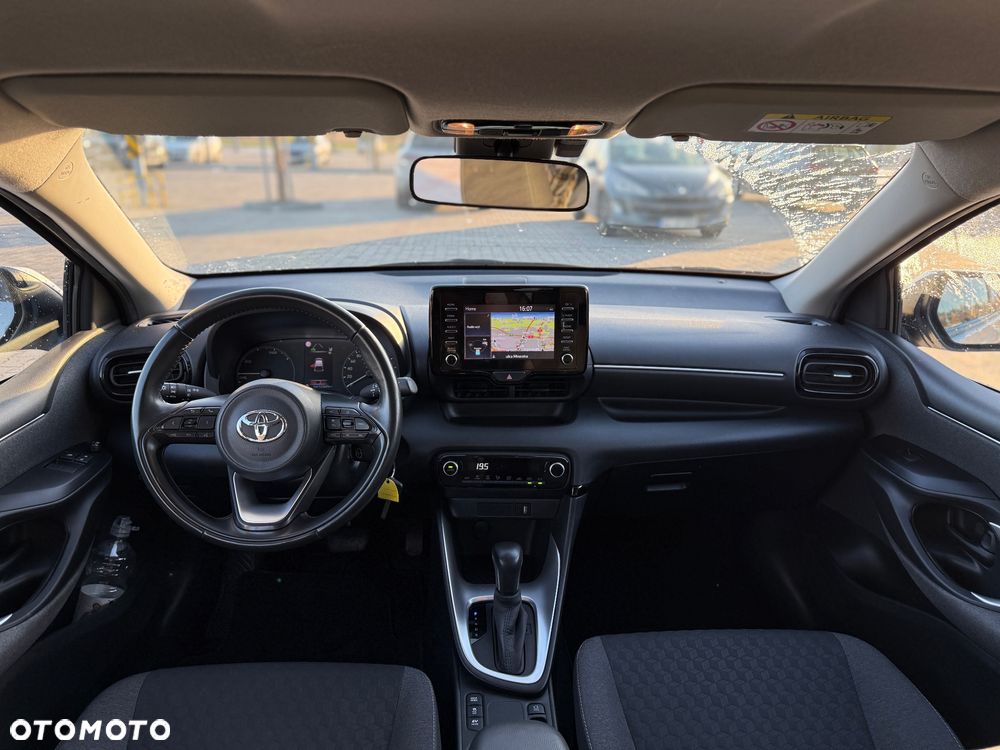 Toyota Yaris - 7